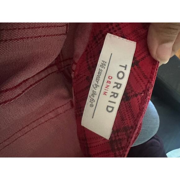 Torrid Plaid Print Red Wash Jeggings - Picture 7 of 9